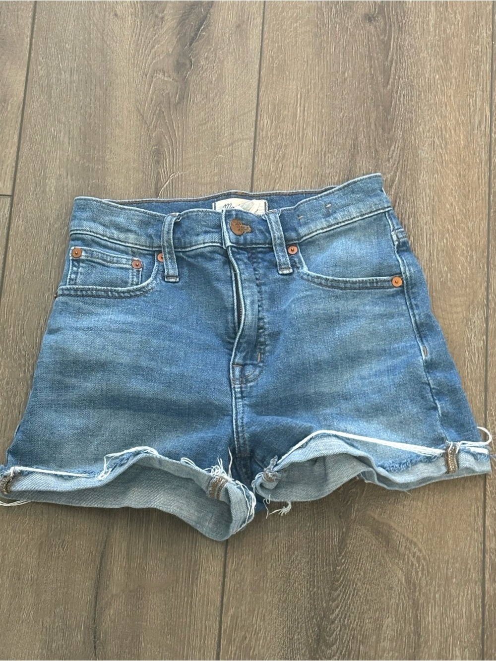 Madewell High-Rise Denim Shorts in Medium Blue size 23